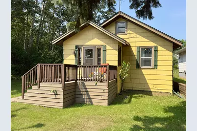 421 S 69th Avenue W, Duluth, MN 55807 - Photo 1