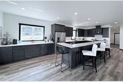 1084 W Lake Drive, Detroit Lakes, MN 56501 - Photo 12