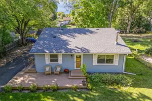 325 Quantico Ln N, Plymouth, MN 55447 - Photo 2