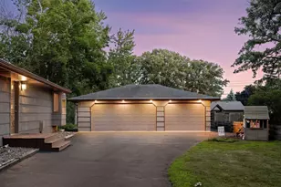 3801 W 114th St, Bloomington, MN 55431 - Photo 4