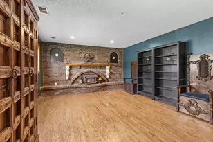 14011 Hayes Rd, Apple Valley, MN 55124 - Photo 2