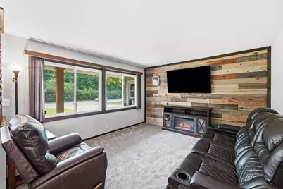 214 Highview Drive W, Sartell, MN 56377 - Photo 4