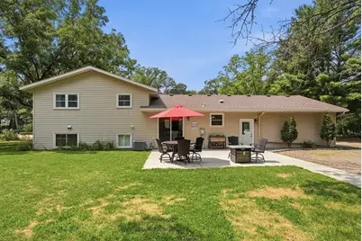 214 Highview Drive W, Sartell, MN 56377 - Photo 2