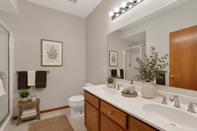 15280 Flower Way #230, Apple Valley, MN 55124 - Photo 8