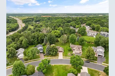 1584 Lake Susan Hills Drive, Chanhassen, MN 55317 - Photo 24