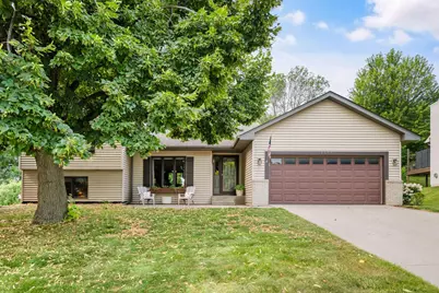 1584 Lake Susan Hills Drive, Chanhassen, MN 55317 - Photo 1