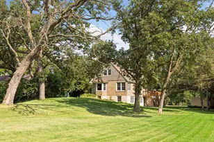 3205 Hillsboro Ave S, Saint Louis Park, MN 55426 - Photo 4