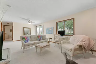 1521 Bruers Court, Chaska, MN 55318 - Photo 18
