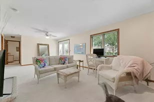 1521 Bruers Ct, Chaska, MN 55318 - Photo 18