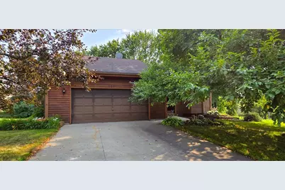 1521 Bruers Court, Chaska, MN 55318 - Photo 1