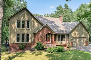 867 Lois Ln, Lino Lakes, MN 55014 - Photo 4