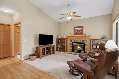 7640 Teal Road, Woodbury, MN 55125 - Photo 14
