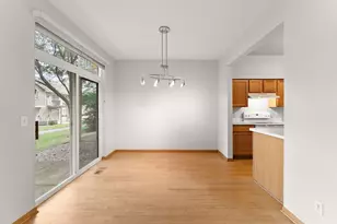 4179 Running Brook Rd, Eagan, MN 55122 - Photo 10