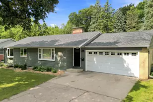 236 Terrace Dr, Mankato, MN 56001 - Photo 2