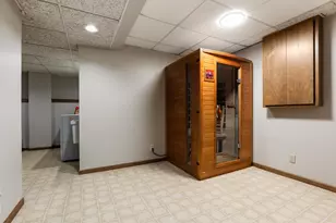 3200 Hazelwood W, Wayzata, MN 55391 - Photo 34