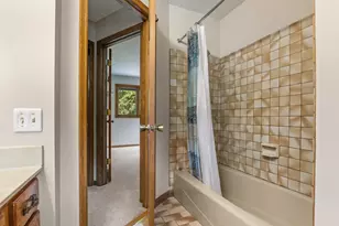 3200 Hazelwood W, Wayzata, MN 55391 - Photo 30