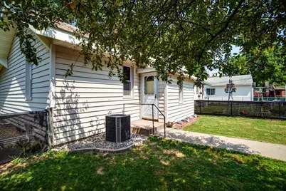 1992 Clear Avenue, Saint Paul, MN 55119 - Photo 14