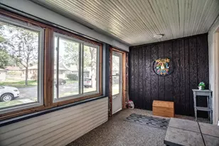 1992 Clear Ave, Saint Paul, MN 55119 - Photo 16