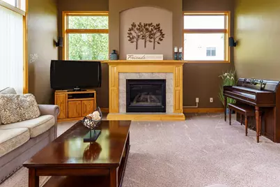 20585 Islandview Circle, Lakeville, MN 55044 - Photo 6