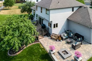 20585 Islandview Cir, Lakeville, MN 55044 - Photo 42