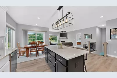 1675 Hadley Creek Drive NE, Rochester, MN 55906 - Photo 8