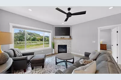 1675 Hadley Creek Drive NE, Rochester, MN 55906 - Photo 16