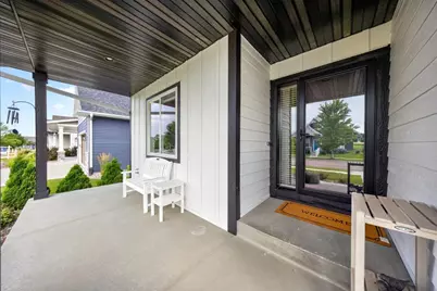 1675 Hadley Creek Drive NE, Rochester, MN 55906 - Photo 2