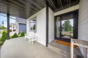1675 Hadley Creek Dr NE, Rochester, MN 55906 - Photo 2