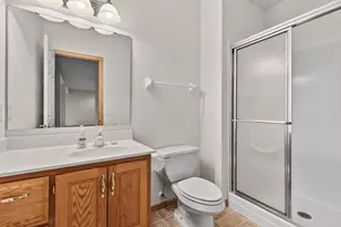 10471 Spyglass Dr, Eden Prairie, MN 55347 - Photo 34