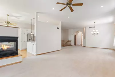 10471 Spyglass Drive, Eden Prairie, MN 55347 - Photo 12