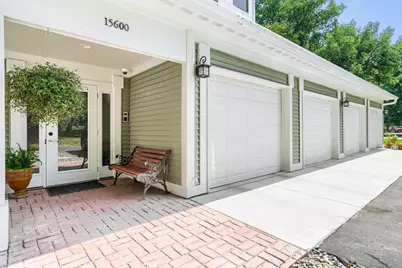 15600 26th Avenue N #D, Plymouth, MN 55447 - Photo 2