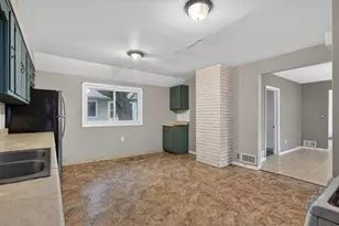 4028 Perry Ave N, Robbinsdale, MN 55422 - Photo 12
