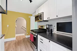 332 Duke St, Saint Paul, MN 55102 - Photo 8