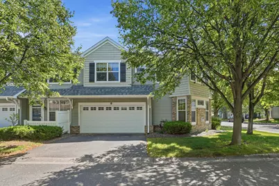 1601 Woodlynn Avenue #4, Maplewood, MN 55109 - Photo 4