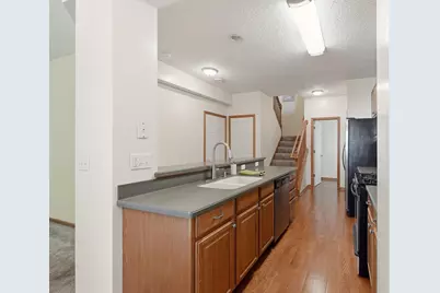 1601 Woodlynn Avenue #4, Maplewood, MN 55109 - Photo 14