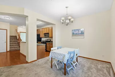 1601 Woodlynn Avenue #4, Maplewood, MN 55109 - Photo 8