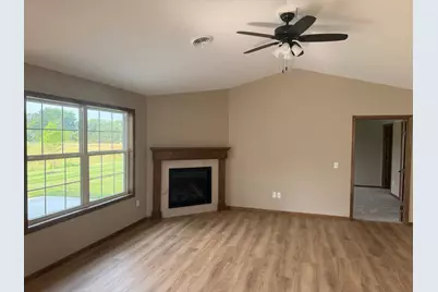 1409 S 2nd Street, Princeton, MN 55371 - Photo 4