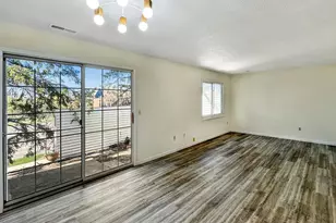 607 E Burnsville Pkwy, Burnsville, MN 55337 - Photo 8