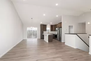 648 Hawthorne Ln, Watertown, MN 55388 - Photo 10