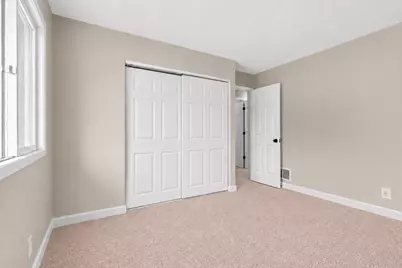 605 Pheasant Run, Burnsville, MN 55337 - Photo 14