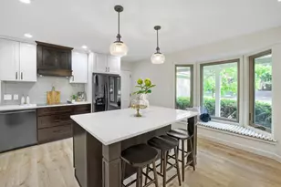 8100 Rhode Island Cir, Bloomington, MN 55438 - Photo 4