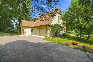 13575 Harwell Path, Apple Valley, MN 55124 - Photo 38