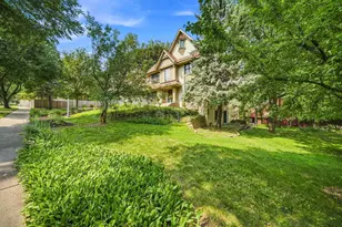 13575 Harwell Path, Apple Valley, MN 55124 - Photo 2