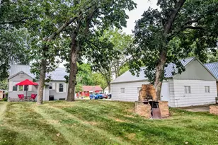 410 1st St S, Long Prairie, MN 56347 - Photo 4