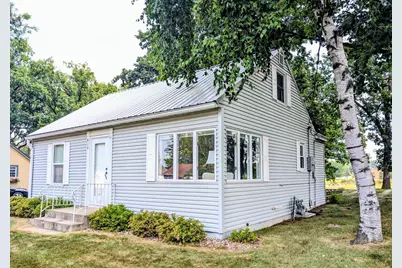410 1st Street S, Long Prairie, MN 56347 - Photo 2