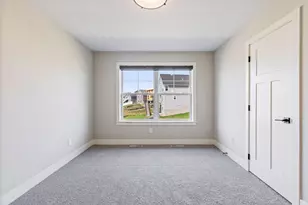 7400 Agate Trl, Inver Grove Heights, MN 55077 - Photo 36