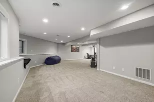 1672 Windsor Dr S, Shakopee, MN 55379 - Photo 58