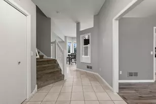 1672 Windsor Dr S, Shakopee, MN 55379 - Photo 14