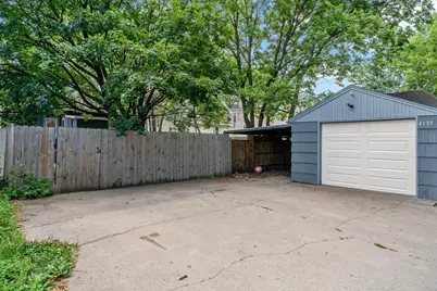 4139 Fremont Avenue N, Minneapolis, MN 55412 - Photo 24