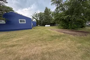 610 S Main St, Badger, MN 56714 - Photo 16